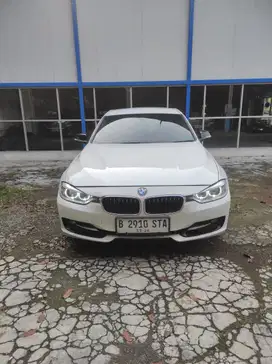 BMW 320i 2013 Bensin