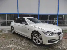 BMW 320i 2013 Bensin