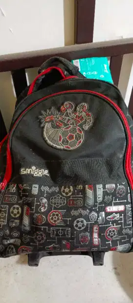 Tas roda. Smiggle original.
