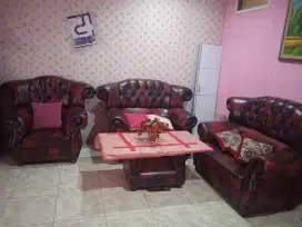 Sofa jaguar maroon