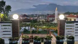 Vila besar luas tanah 1500 m2 view istimewa lokasi batu