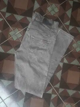 Celana jeans NUDIE original made in ITALY size 29