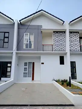 Dijual Rumah Villa 2 Lantai Lokasi Strategis di Padalarang