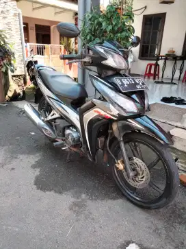 Honda Blade Gress tahun 2012 pajak hidup