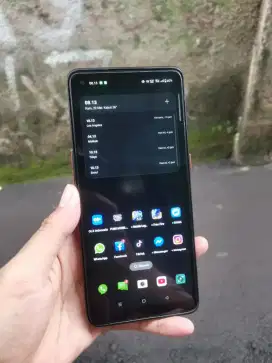Oppo Reno 6 Pro 5G
Ram:12+12GB
Internal:256GB