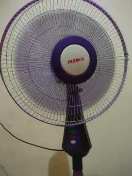 Dijual aja Kipas angin stand & galon