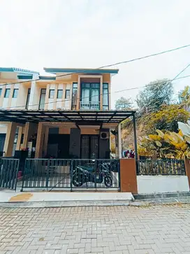 Dijual Rumah 2lantai Di Cendana Residence Pamulang Tangsel