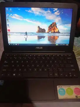 Notebook asus e202s