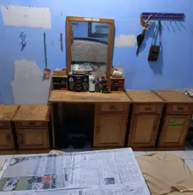 Di jual set meja rias dan meja kamar