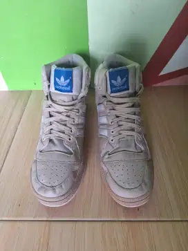 Sepatu Adidas Forum