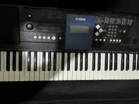 Di jual bekas keyboard yamaha psr e 333