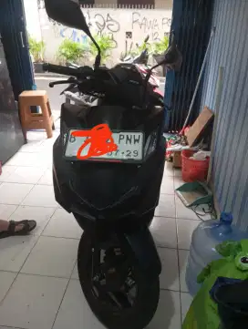 JUAL CPT VARIO 160 BLM SETAHUN MULUS