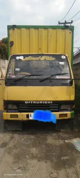 Di jual Mobil ragasa PS 100 THN.2004 muat ringan , mobil masih Joss.
