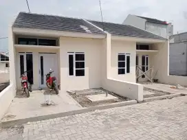 Rumah 2 lantai Harga 1 Lantai di Ciwastra