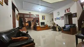 Dijual Rumah 2 Lantai Di Cluster Cemara 1 Cipondoh Tangerang