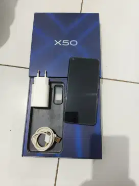 Vivo x50 8/128 flagsip