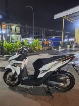 Dijual Cepat Motor Vario 125 CBS ISS