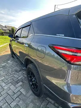 Toyota Fortuner 2.8 VRZ GRS 2024