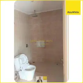 Rumah Asri  dan nyaman di Cluster Garden House PIK