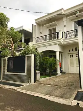 RUMAH MEWAH DIJUAL MURAH DI PEJATEN BARAT SIAP HUNI BEBAS BANJIR
