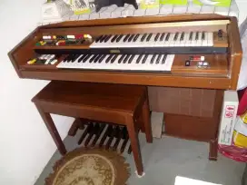 Electone Yamaha B-405