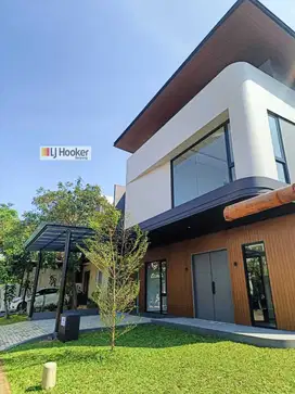 Rumah baru sangat cantik mewah menawan siap huni The Icon BSD City