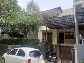 DILELANG Rumah 2 lantai bagus di Jl. Fajar Raya, Cimahi