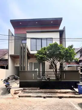 Di Jual Rumah Modern Baru di Perum. Melati Mas Residence