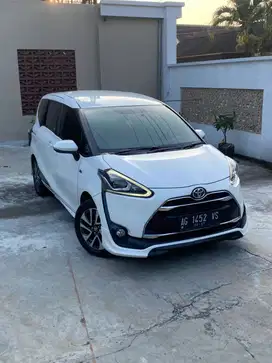 Sienta Q AT 2017 Tipe Tertinggi