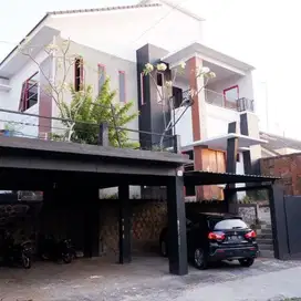 RUMAH MEWAH HOOK PERMATA PURI NGALIYAN
