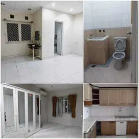 Dijual Rumah Siap Huni di Taman Surya 5, Hadap Selatan