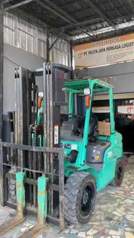 Forklift mitsubushi 3 ton 4 meter siap kerja