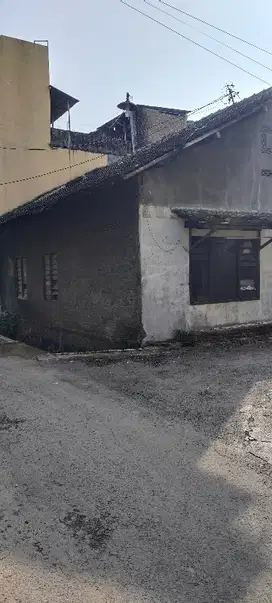 DIJUAL TANAH BELAKANG UNS!