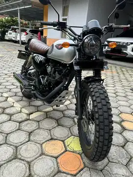 DIJUAL SANTAI KAWASAKI W175 MULUS (