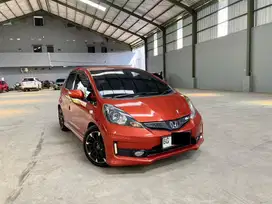 Honda Jazz 1.5 RS CVT 2013 / 2014 AT Matic, Sangat terawat