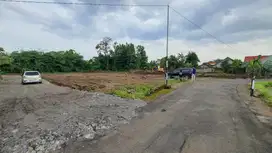 Tanah 50 Meter Jl. Selomartani 1 Jutaan/m2