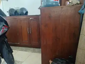 Meja semi lemari perkakas