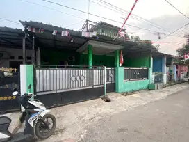rumah dua lantai deket kp3b atau rumah sakit