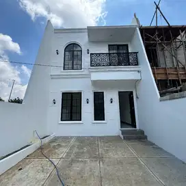 Cukup 30juta Dapat Rumah Mewah Strategis di Cibinong siap Huni
