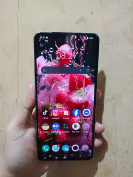 Vivo V29e 5G ram 8+8/256 Nominus pemakaian wajar nokendala siap pakai