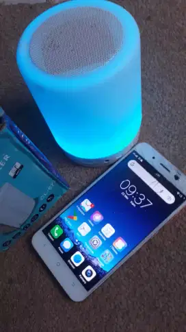 Jual hape vivo y71 normal jaya minus retak + sepekr blutut normal .