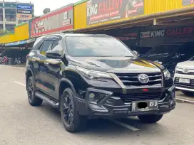 FORTUNER VRZ TRD AT 2020 , LIKE NEW GOOD CONDITION