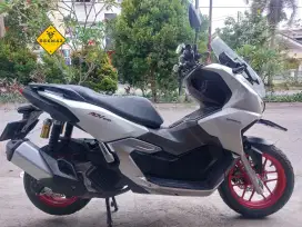 (DP 1 Jt)‼️ ADV 160 ABS Putih 2024 Cash, Kredit & Tukar Tambah