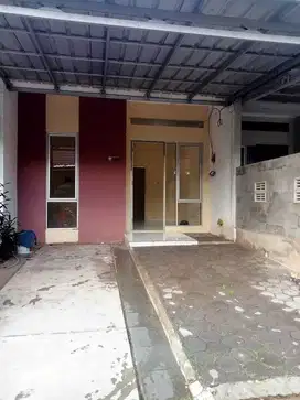 Dijual Rumah Siap Huni di Dalam Cluster Liverpool, Bekasi