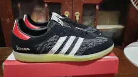 Adidas Vespa italy