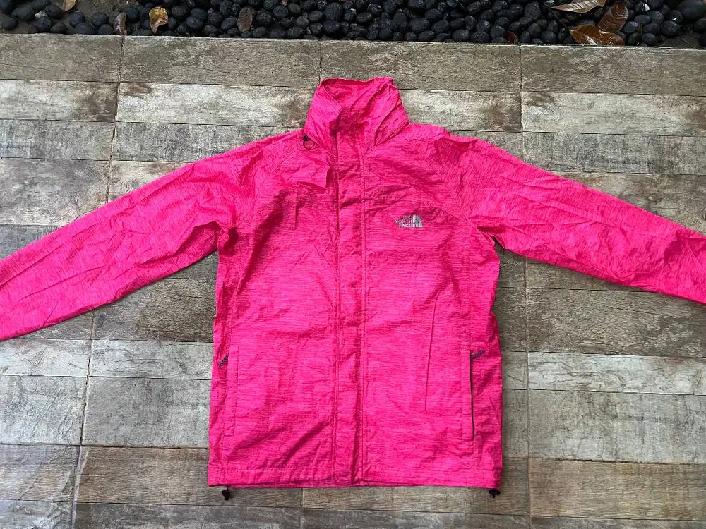 Tnf jaket, size M