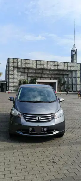 Honda Freed 2011 Bensin