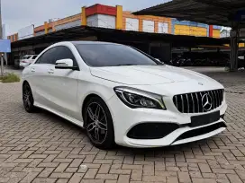 MERC BENZ CLA200 SPORT AMG 2016