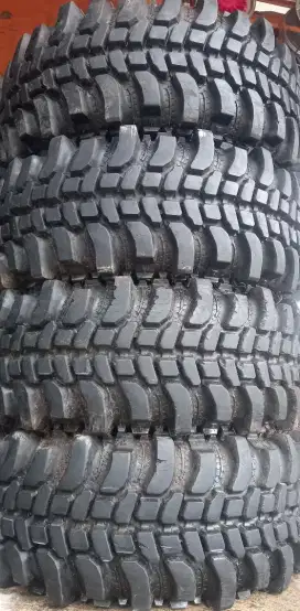 Ban savero komodo eXTREME 4x4 MUD ukuran 33x12,50 R15