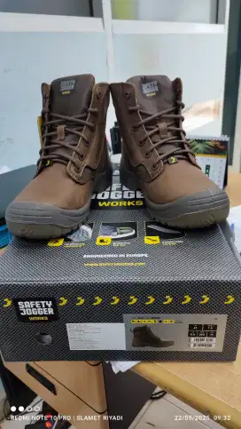 Safety Jogger Work - Sepatu